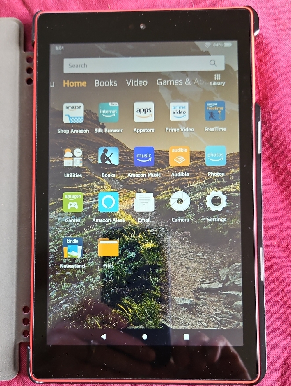 Amazon Fire HD 8 Tablet - Red - 7" (Amazon)